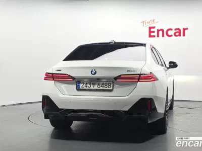 2024 BMW 5-Series 530i xDrive M Sport, фото 3, лот 10051519