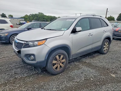 2013 KIA SORENTO LX, фото 1, лот 10782174