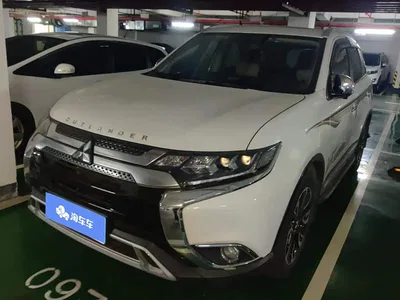 2020 Mitsubishi Outlander 2.4L 4WD Luxury 7-seater, фото 1, лот 11549174