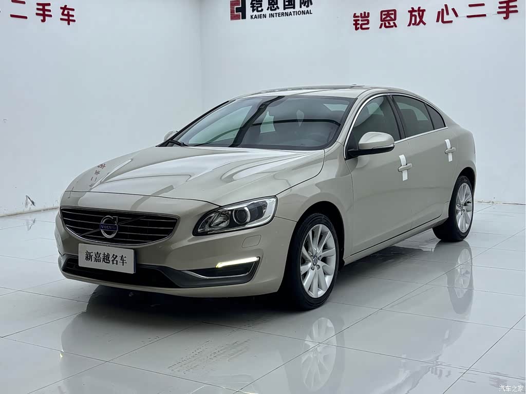 2017 Volvo S60 S60L T4 Momentum, фото 1, лот 11212206