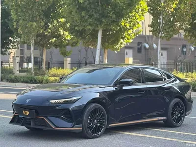 2025 Changan UNI-V 1.5T Sport Edition, фото 1, лот 11062283