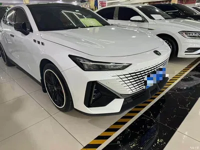 2022 Changan UNI-V 1.5T Sport Edition, фото 2, лот 11187175