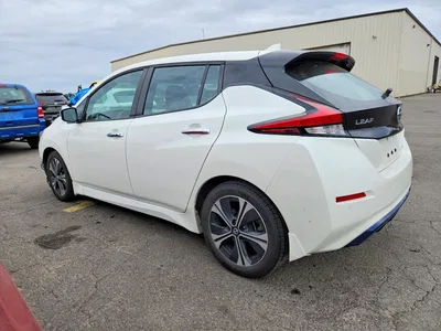 2022 NISSAN LEAF SV, фото 2, лот 10735139