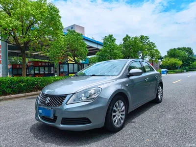 2011 Suzuki Kizashi 2.4L 2WD Manual Standard Edition, фото 1, лот 10313426