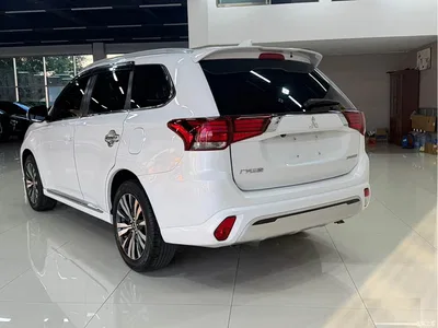 2021 Mitsubishi Outlander Facelift 2.0L 2WD Premium Edition 5-Seater, фото 4, лот 10812998