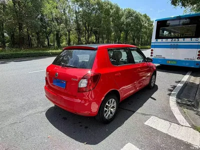 2012 Škoda Fabia 1.4L Automatic Crystal Spirit Edition, фото 4, лот 11565552