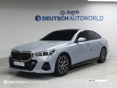 2026 BMW 5-Series 520i Special Edition, фото 1, лот 10187730