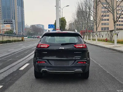 2017 Jeep Cherokee 2.0L Superior Edition, фото 4, лот 10419791