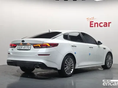 2019 Kia K5 2.0, фото 1, лот 10050961