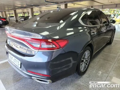 2018 Hyundai Grandeur Exclusive, фото 2, лот 10515946