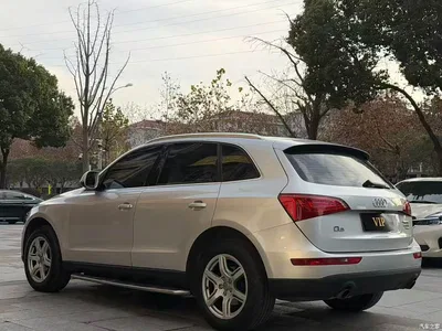 2010 Audi Q5 2.0TFSI Comfort, фото 4, лот 10473415