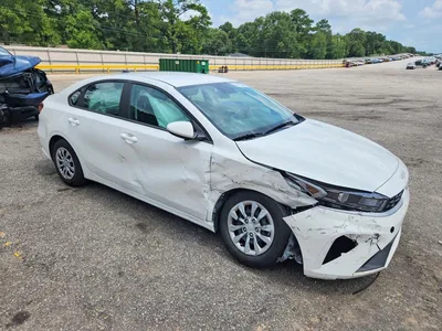 2024 KIA FORTE LX, фото 4, лот 10634504