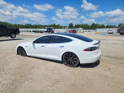 2015 TESLA MODEL S 85D, фото 2, лот 10856017