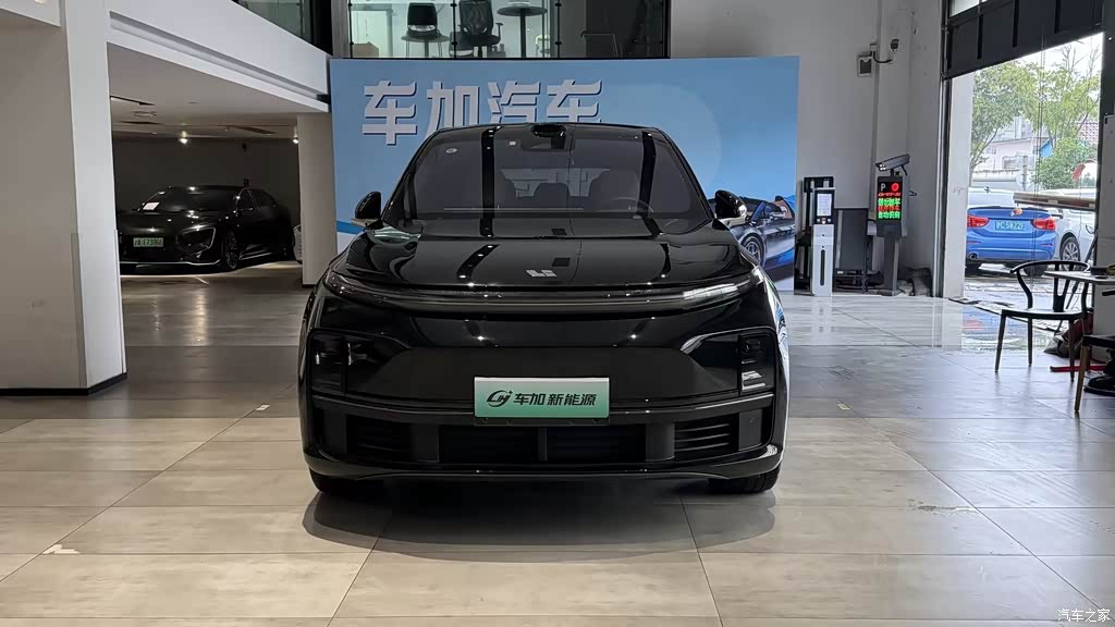 2025 Li Auto L7 Ultra Smart Renewal Edition, фото 2, лот 11241690