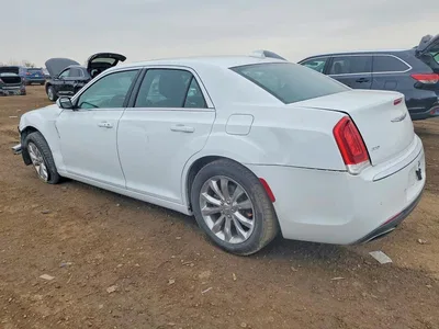 2018 CHRYSLER 300 TOURING, фото 2, лот 10869238