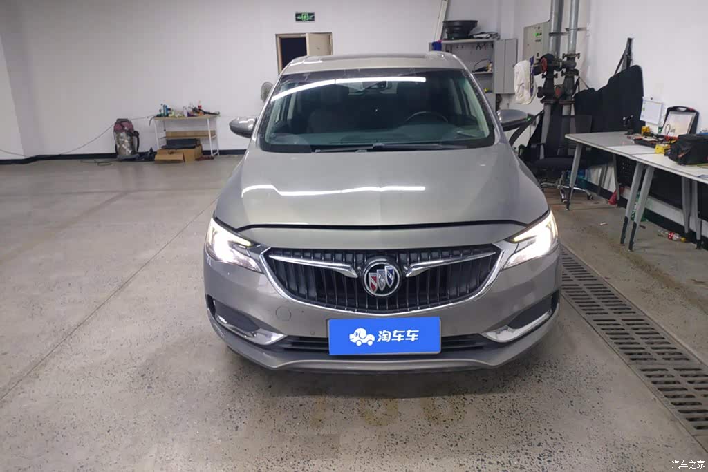 2018 Buick GL6 18T 6-Seater Premium, фото 2, лот 10689228
