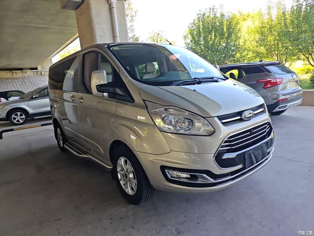 2016 Ford Tourneo 2.0T Manual Elite Edition, фото 4, лот 10440994