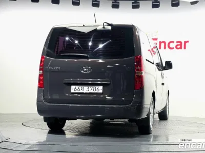 2019 Hyundai Starex Urban 9-Seater, фото 3, лот 10192771
