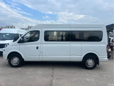 2021 SAIC Maxus Xintu V80 2.0T Manual Classic Aoyuntong Long Wheelbase Medium Roof 6/7/8/9-Seater, фото 3, лот 11160763