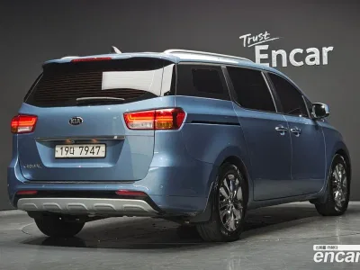 2016 Kia Canival 9-seater Prestige, фото 2, лот 11010193