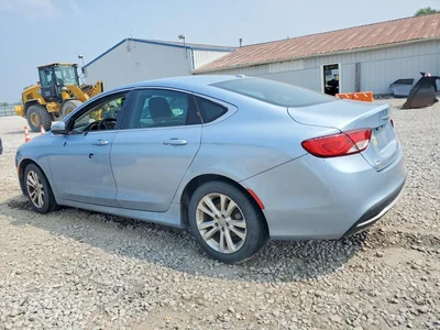 2015 CHRYSLER 200 LIMITED, фото 2, лот 10865551