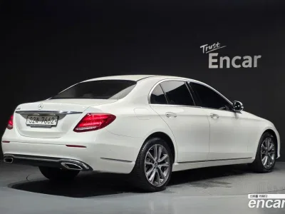 2018 Mercedes-Benz E-Class E300 Exclusive, фото 2, лот 10163271