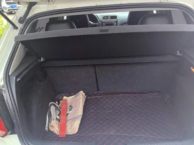 2011 Volkswagen Polo 1.6L Automatic Style Edition, фото 4, лот 11551895