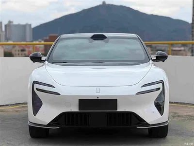 2025 Avatr 06 Ultra Pure Electric Edition, фото 2, лот 10391221