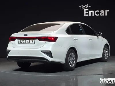 2021 Kia K3 Standard, фото 2, лот 10107818
