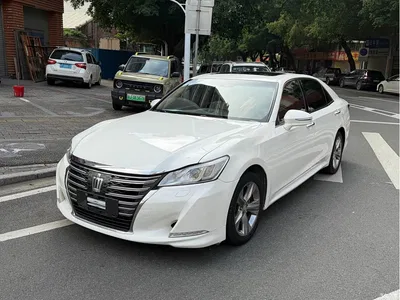 2015 Toyota Crown 2.0T Fashion, фото 1, лот 11135947
