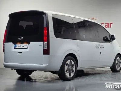 2025 Hyundai Staria 4WD Tourer 11-Seater, фото 2, лот 10774009