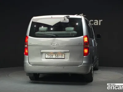 2012 Hyundai Starex 12-Seater Wagon, фото 4, лот 10181442