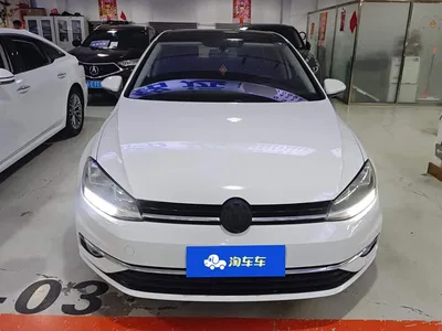 2020 Volkswagen Golf Beloved Edition 200TSI DSG Comfort Progressive, фото 2, лот 10449739