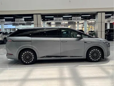 2026 XPeng X9 Model Extended Range Base Version, фото 4, лот 10375794