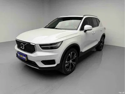 2022 Volvo XC40 Model T4 AWD Smart Vision Luxury Edition, фото 1, лот 10350712