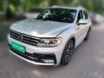 2021 Volkswagen Tiguan L 330TSI Automatic 2WD R-Line Premium, фото 1, лот 10261228