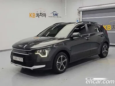 2022 Kia Niro Trendy, фото 1, лот 10965032