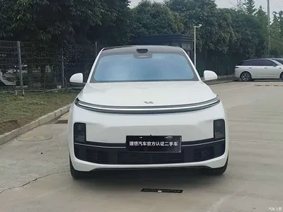 2025 Li Auto Li Xiang L9 Ultra Smart Renewal Edition, фото 2, лот 11565067