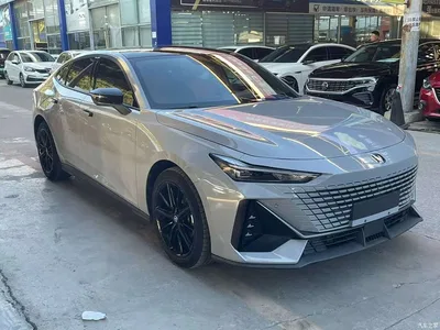 2022 Changan UNI-V 1.5T Premium Model, фото 3, лот 10249083