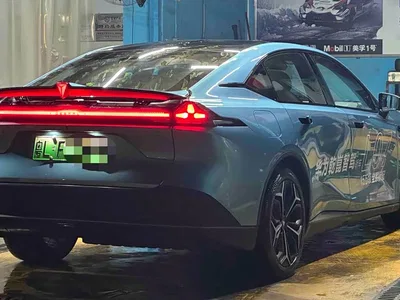 2024 Deepal Shenlan L07 230Max Qiankun Intelligent Driving ADS SE Extended Range, фото 2, лот 11645911