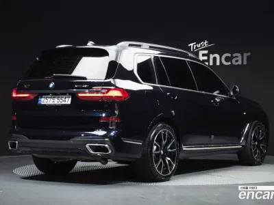 2022 BMW X7 xDrive 40i M Sport 6STR, фото 2, лот 10130400