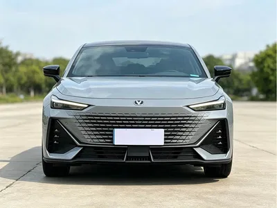 2022 Changan UNI-V 1.5T Premium Model, фото 2, лот 11553790