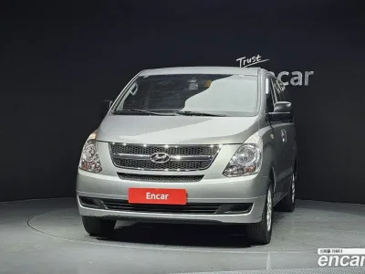 2016 Hyundai Starex 12-Seater Wagon, фото 2, лот 10193128