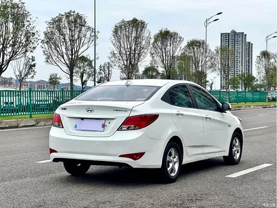 2016 Hyundai Verna 1.4L Manual TOP Flagship, фото 4, лот 10369879