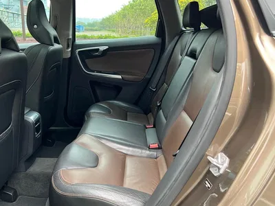 2016 Volvo XC60 T5 AWD Wisdom Edition, фото 2, лот 10363873