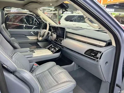 2018 Lincoln Navigator Model 3.5T Presidential Series China V, фото 4, лот 11192377