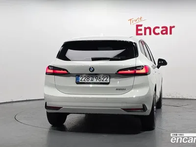 2025 BMW 2-Series 220i Advantage, фото 2, лот 10038067