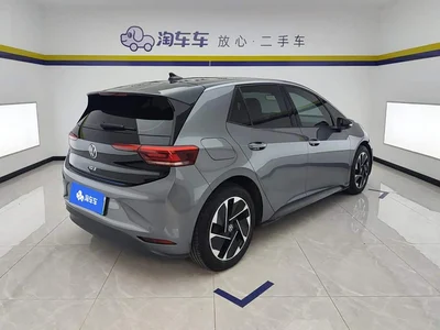 2024 Volkswagen ID.3 Outstanding Edition, фото 3, лот 10421527