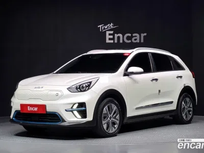 2022 Kia Niro Prestige, фото 1, лот 11452105