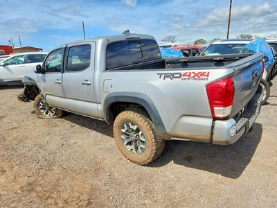 2017 TOYOTA TACOMA SR V6, фото 2, лот 10530944